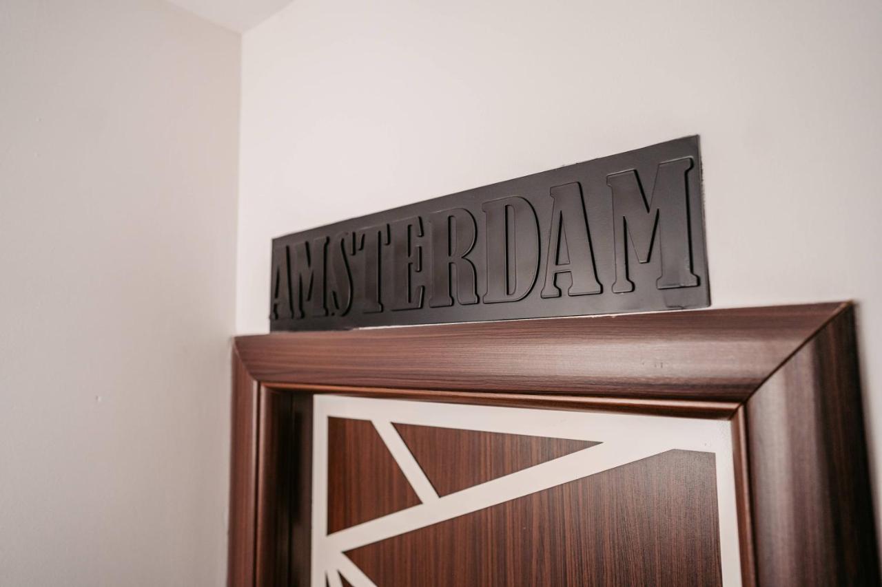 Magico Rooms & Apartments นิส ภายนอก รูปภาพ
