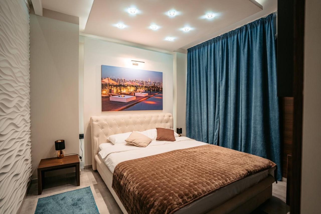 Magico Rooms & Apartments นิส ภายนอก รูปภาพ