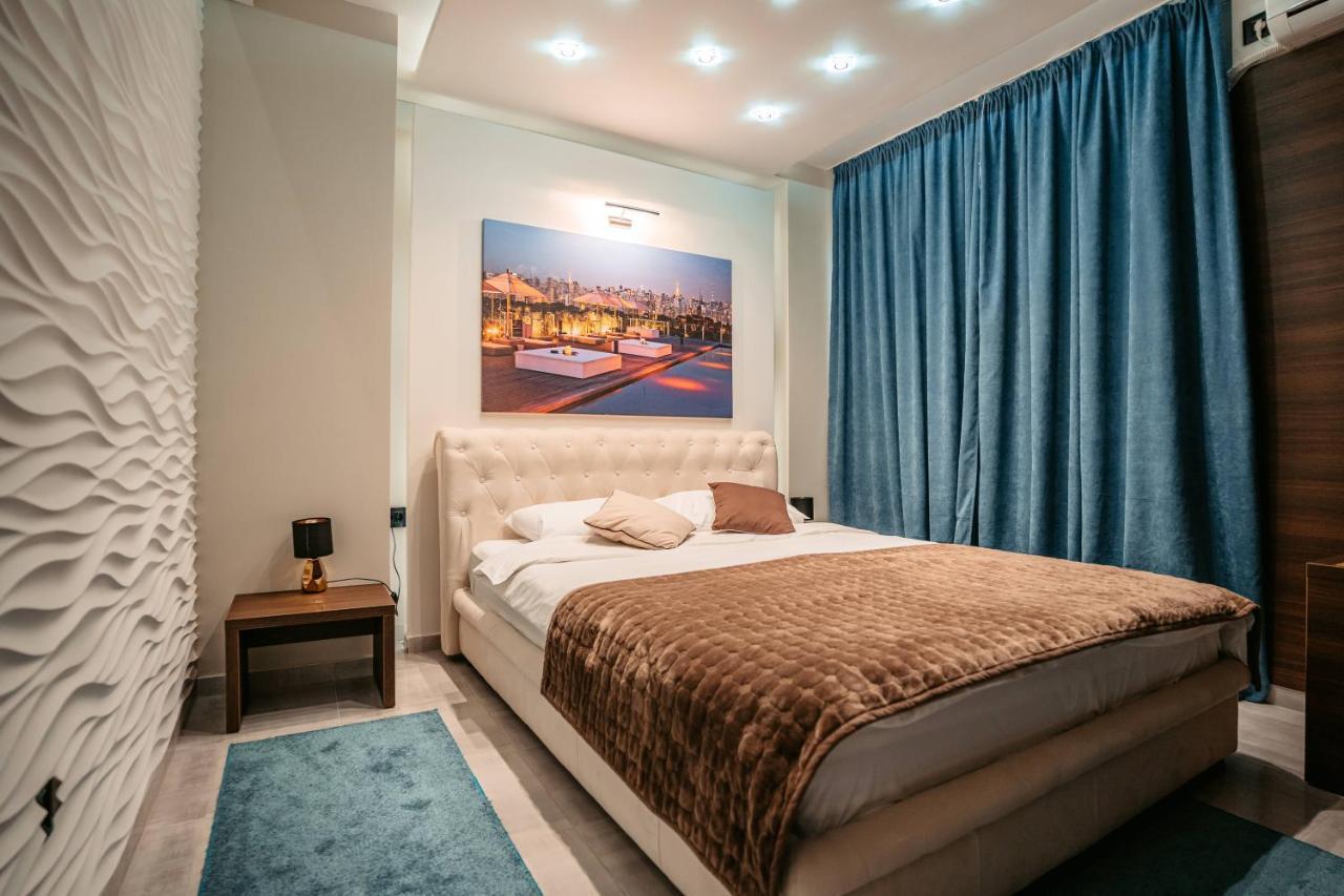 Magico Rooms & Apartments นิส ภายนอก รูปภาพ